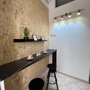 Signorina In , Rome Italie