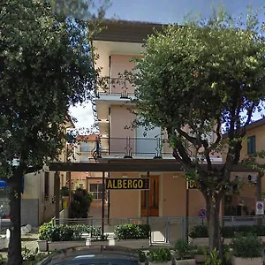 https://hotel-domini.it-tuscanyhotel.com